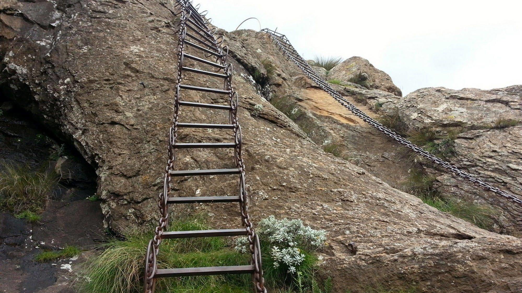Witsieshoek Mountain Lodge Phuthaditjhaba Bagian luar foto